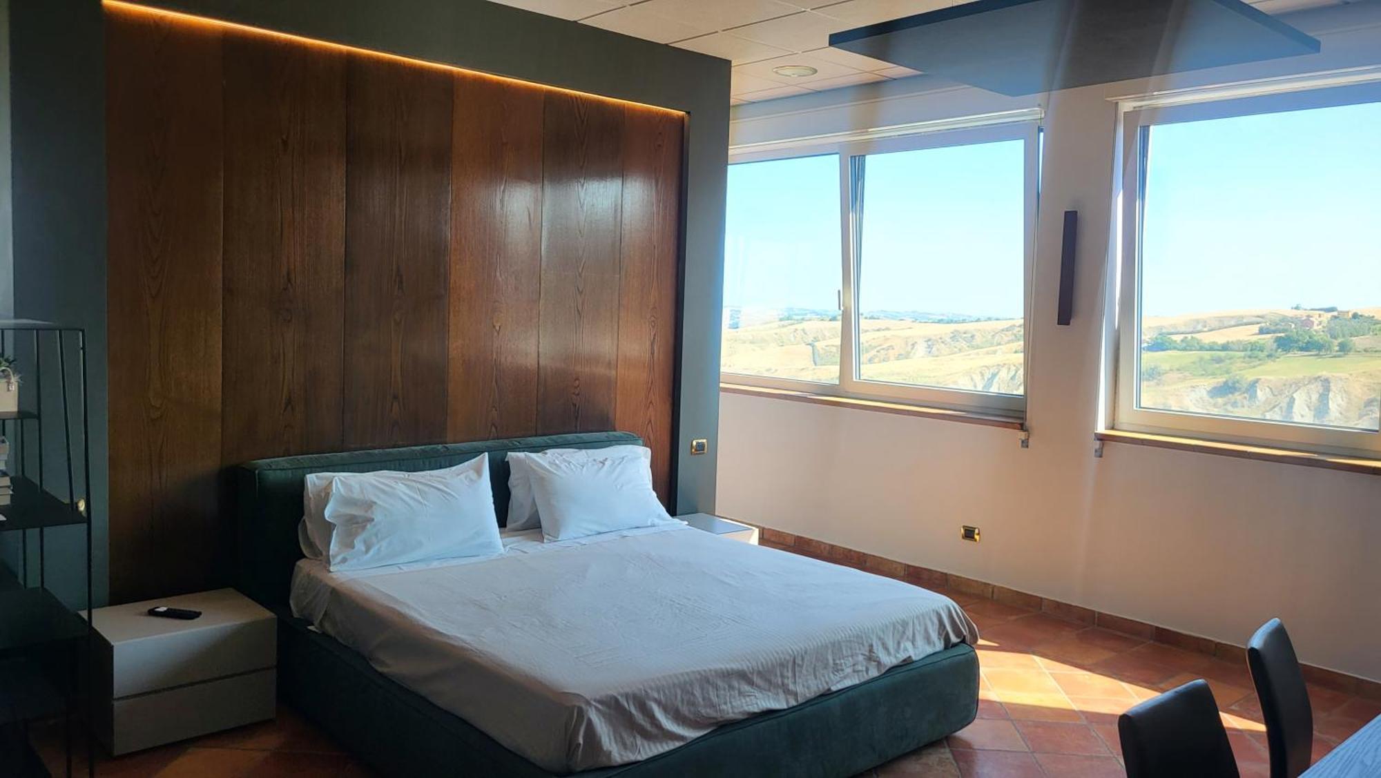 Bellavista Suite Spa Staffolo Экстерьер фото
